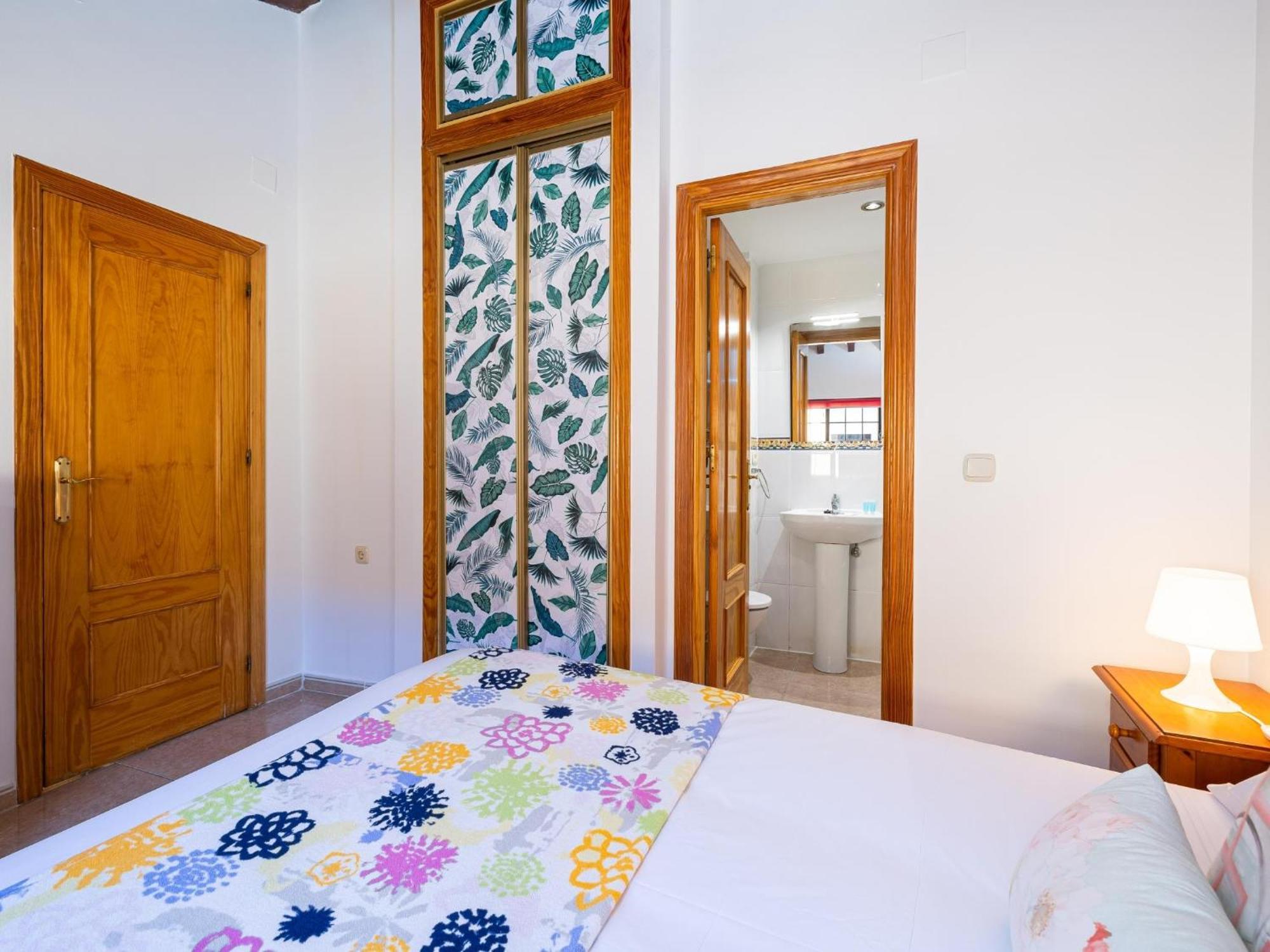 H2m Lazcano With Sunny Terrace In Old Town Appartement